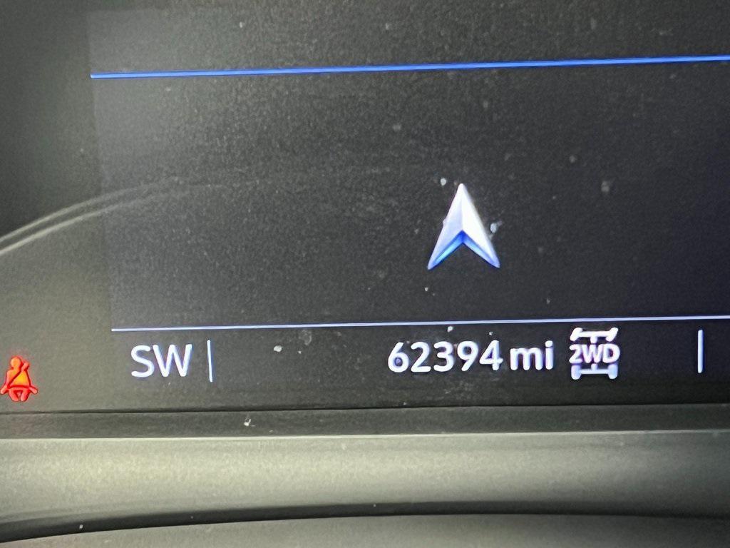 used 2022 Cadillac XT5 car, priced at $31,998