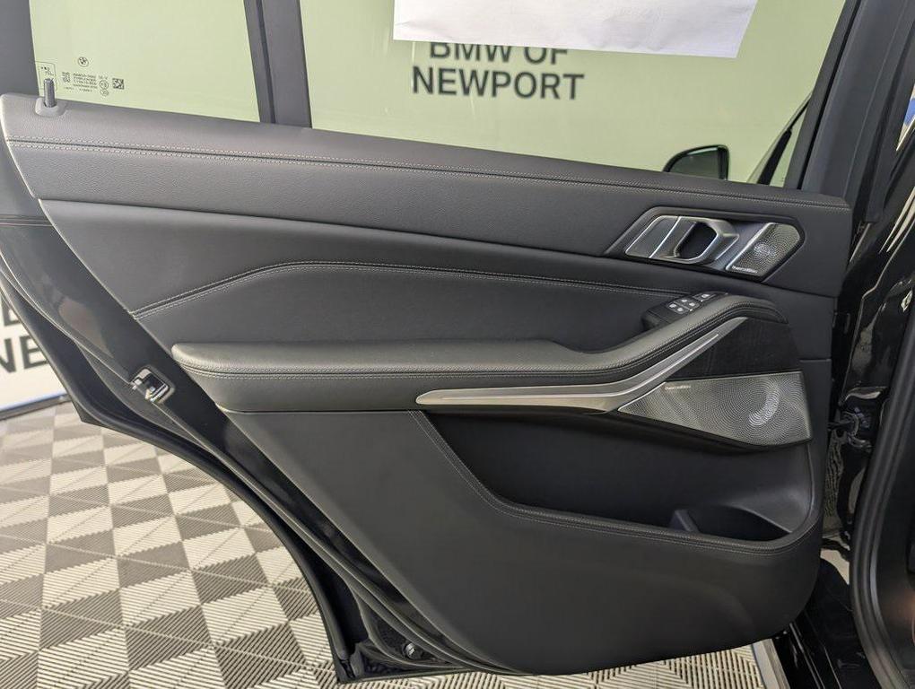 new 2026 BMW X7 car, priced at $162,625