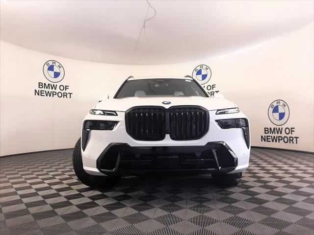 new 2025 BMW X7 car, priced at $95,225