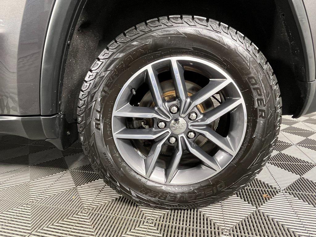 used 2018 Jeep Grand Cherokee car, priced at $16,495