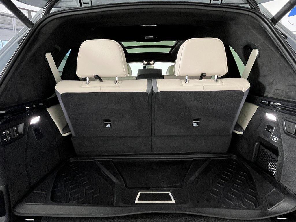 used 2024 BMW X7 car, priced at $81,998