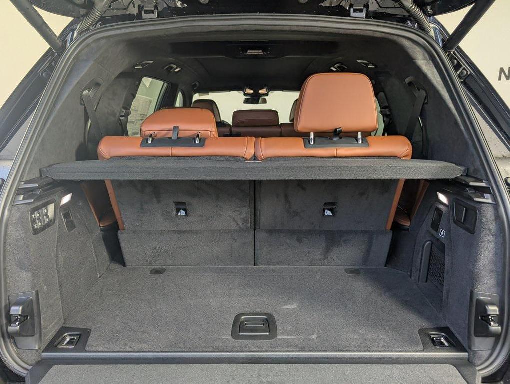 new 2026 BMW X7 car, priced at $99,330