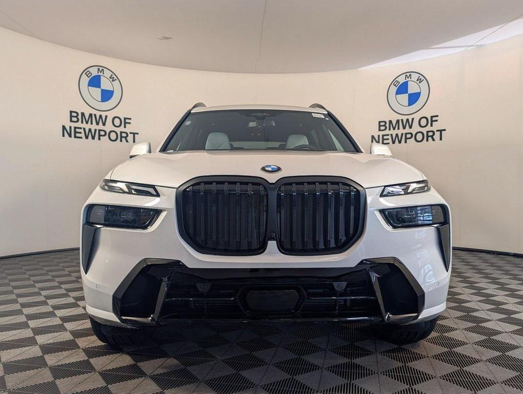 new 2026 BMW X7 car, priced at $98,580
