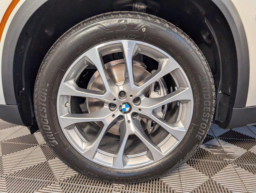 new 2026 BMW X5 car, priced at $73,275