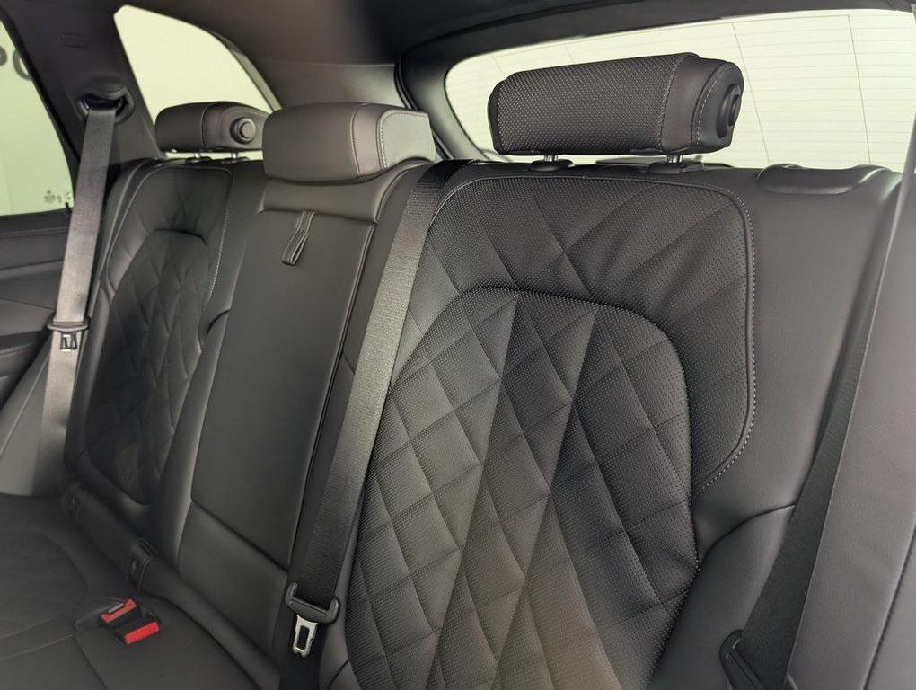 new 2026 BMW X5 car, priced at $73,275