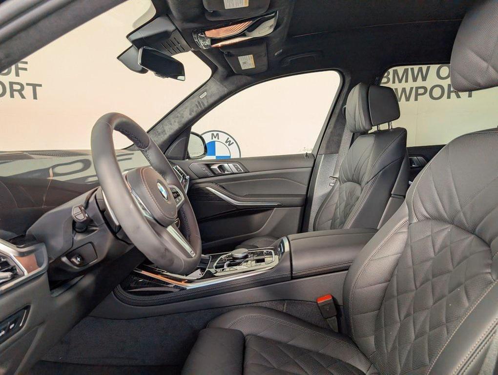 new 2026 BMW X7 car, priced at $93,725