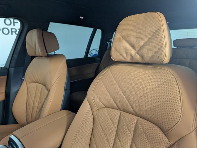 new 2026 BMW X7 car, priced at $96,080