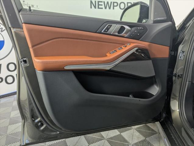 new 2026 BMW X7 car, priced at $99,330