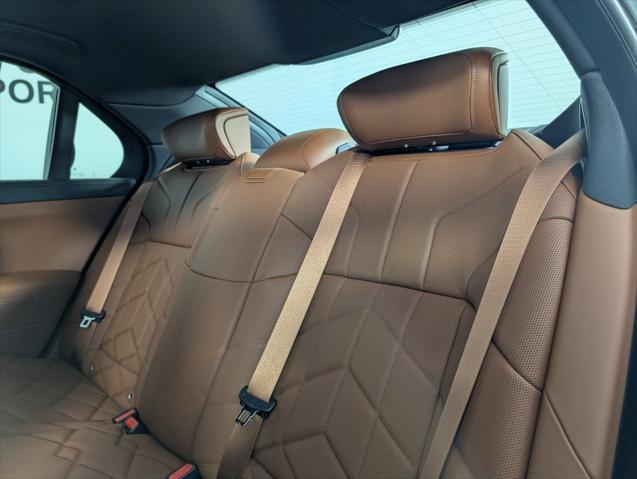 new 2025 BMW i7 car, priced at $130,125