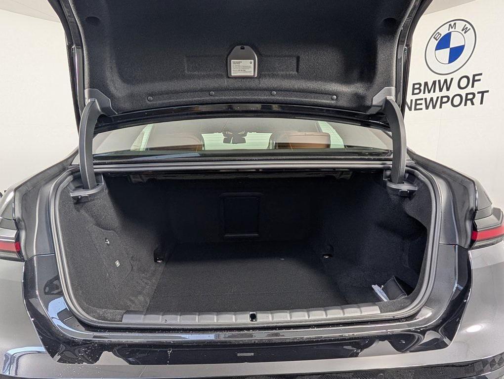used 2025 BMW i7 car, priced at $112,795