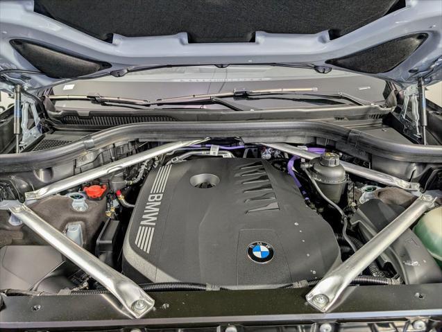 new 2026 BMW X7 car, priced at $92,025