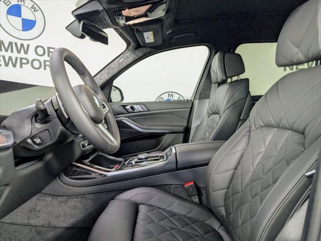 new 2026 BMW X7 car, priced at $92,025