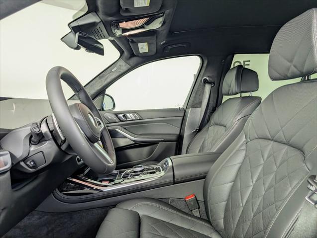 new 2026 BMW X7 car, priced at $99,575