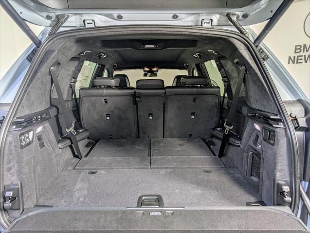new 2026 BMW X7 car, priced at $99,575