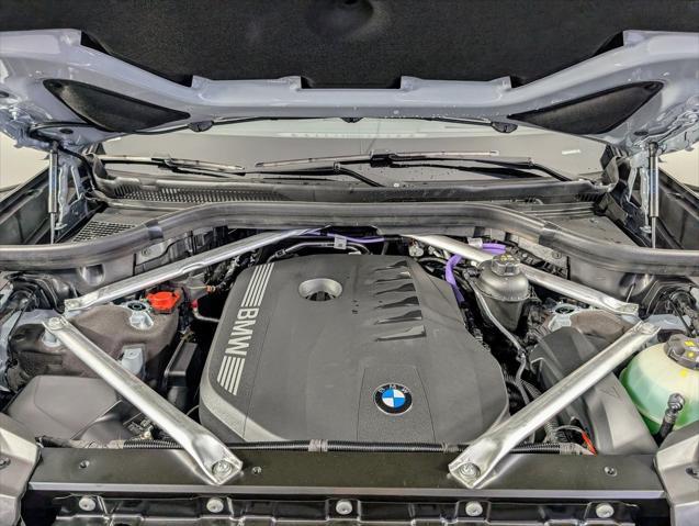new 2026 BMW X7 car, priced at $99,575