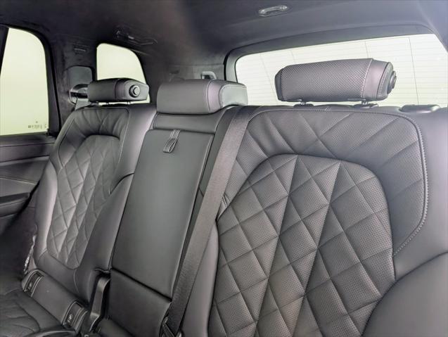 new 2026 BMW X7 car, priced at $99,575