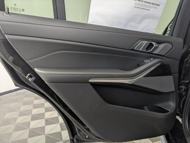 new 2026 BMW X7 car, priced at $99,880