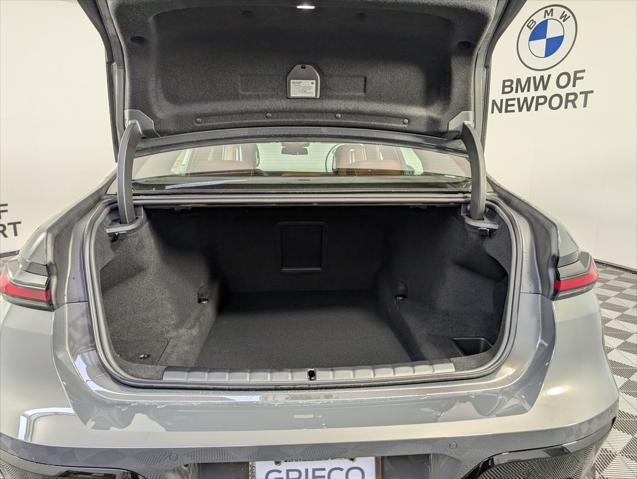 new 2025 BMW 760 car, priced at $140,155