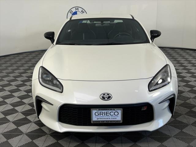 used 2024 Toyota GR86 car, priced at $33,395
