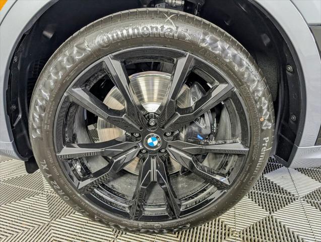 new 2026 BMW X7 car, priced at $97,475