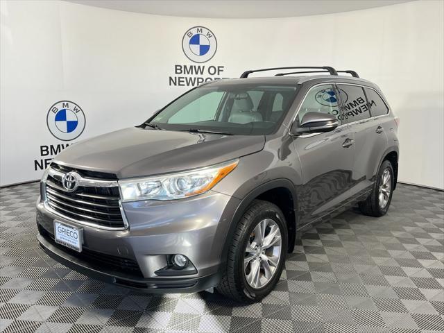 used 2015 Toyota Highlander car, priced at $17,995