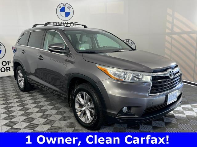 used 2015 Toyota Highlander car, priced at $17,995