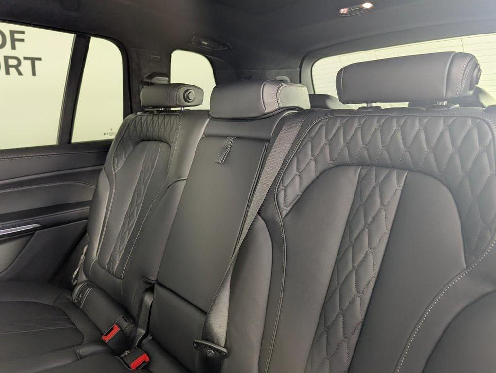 new 2026 BMW X7 car, priced at $122,830