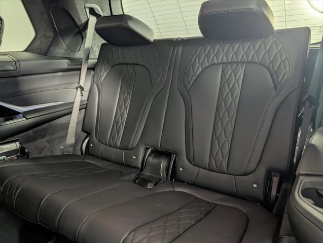 new 2026 BMW X7 car, priced at $122,830