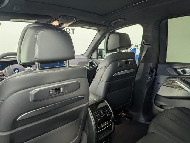 new 2026 BMW X7 car, priced at $122,830