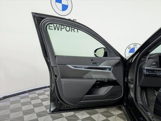 new 2025 BMW 760 car, priced at $126,325