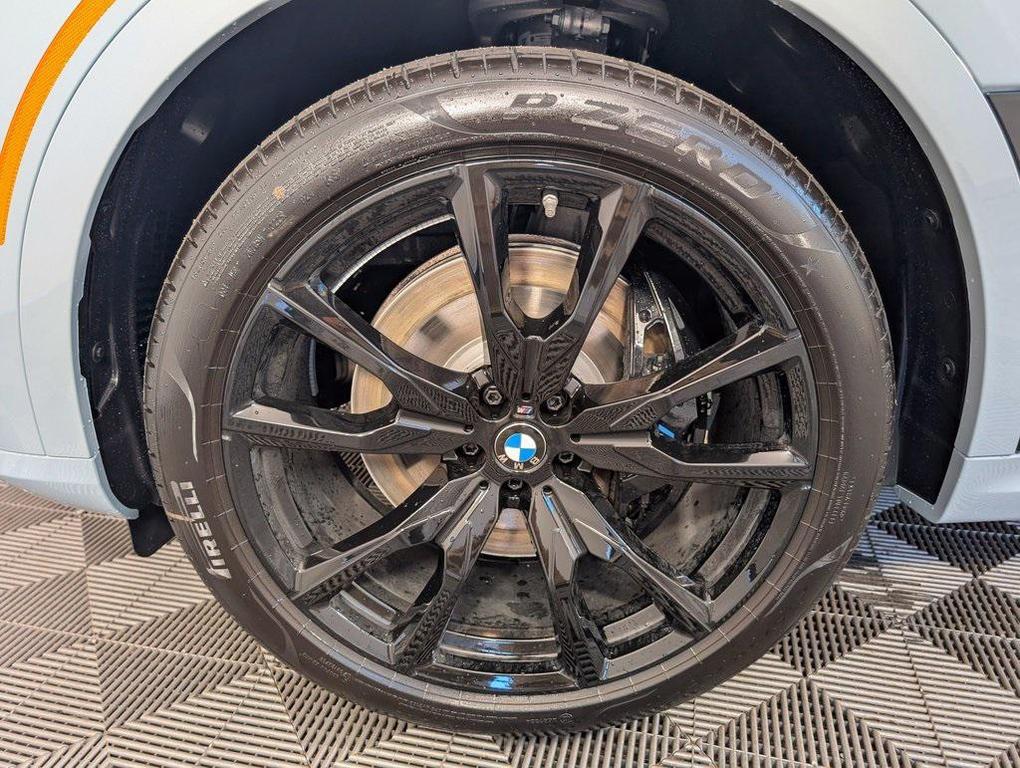 new 2026 BMW X7 car, priced at $99,175