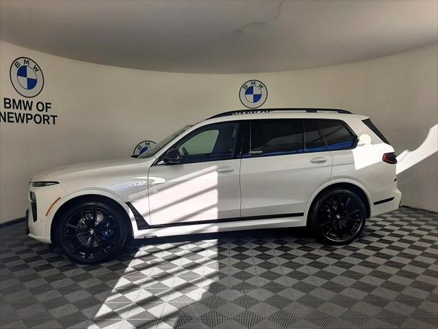 new 2025 BMW X7 car, priced at $118,075