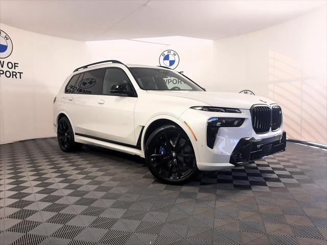 new 2025 BMW X7 car, priced at $118,075