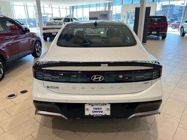 new 2025 Hyundai Sonata Hybrid car, priced at $36,490