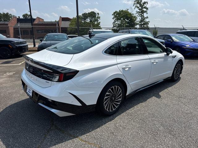 new 2025 Hyundai Sonata Hybrid car, priced at $36,480