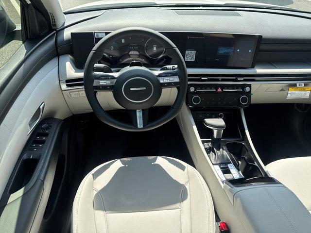 new 2025 Hyundai Tucson car, priced at $32,255