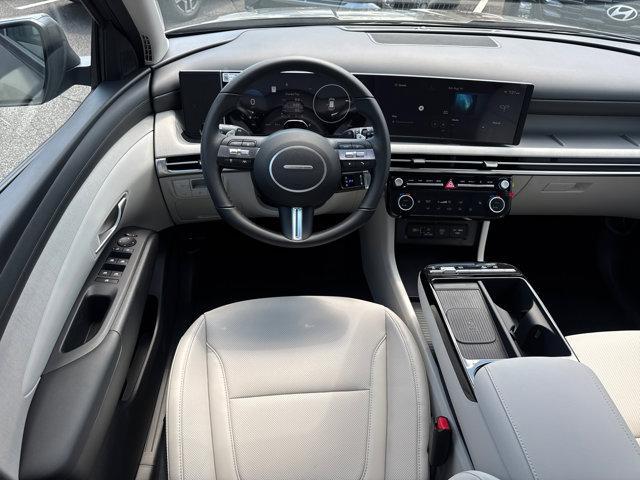 new 2025 Hyundai TUCSON Hybrid car, priced at $35,600