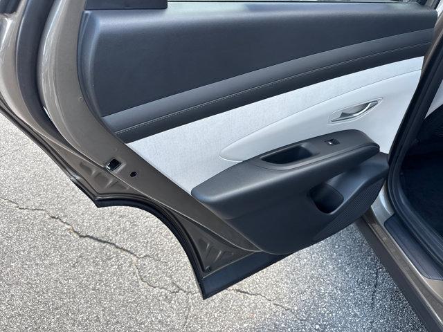 new 2025 Hyundai TUCSON Hybrid car, priced at $35,600