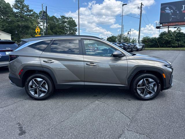 new 2025 Hyundai TUCSON Hybrid car, priced at $35,600