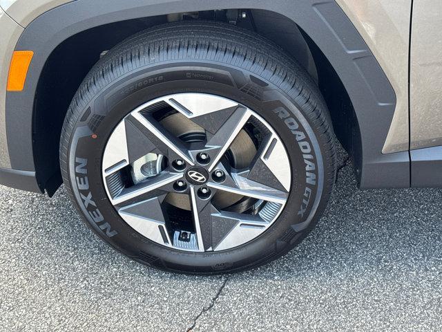 new 2025 Hyundai TUCSON Hybrid car, priced at $35,600