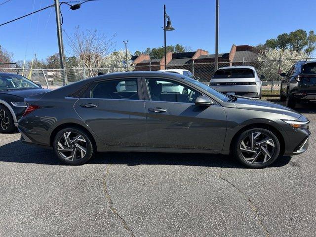 new 2024 Hyundai Elantra car, priced at $22,515