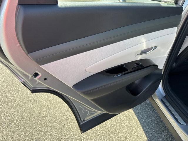 new 2025 Hyundai TUCSON Hybrid car, priced at $39,920