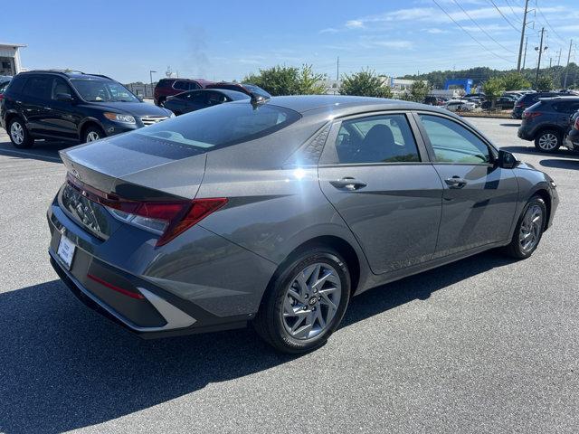 new 2024 Hyundai Elantra car, priced at $22,535