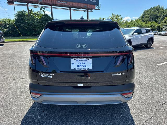 new 2025 Hyundai TUCSON Hybrid car, priced at $35,560