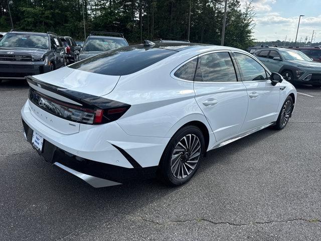 new 2025 Hyundai Sonata Hybrid car, priced at $39,141