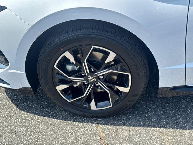 new 2025 Hyundai Sonata car, priced at $29,733