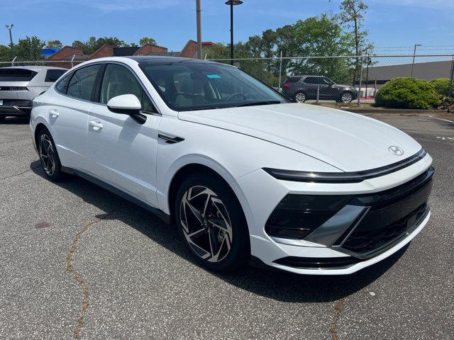 new 2024 Hyundai Sonata car, priced at $29,420