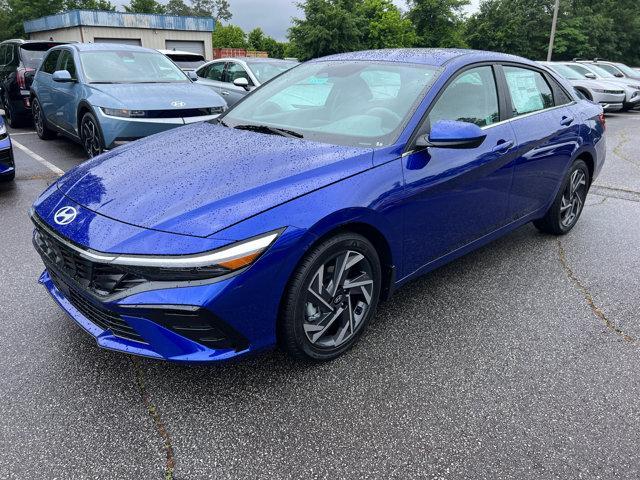 new 2024 Hyundai Elantra car, priced at $22,560