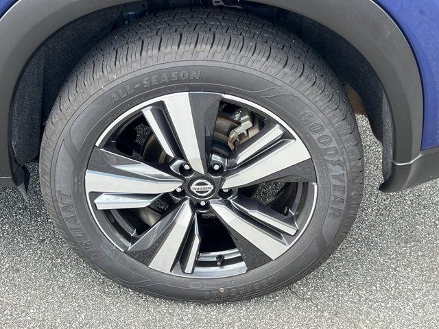 used 2021 Nissan Rogue car, priced at $22,876