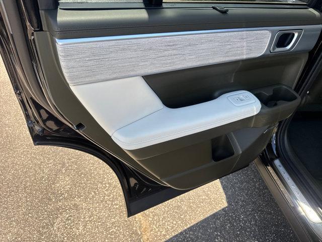 new 2025 Hyundai SANTA FE HEV car, priced at $46,250